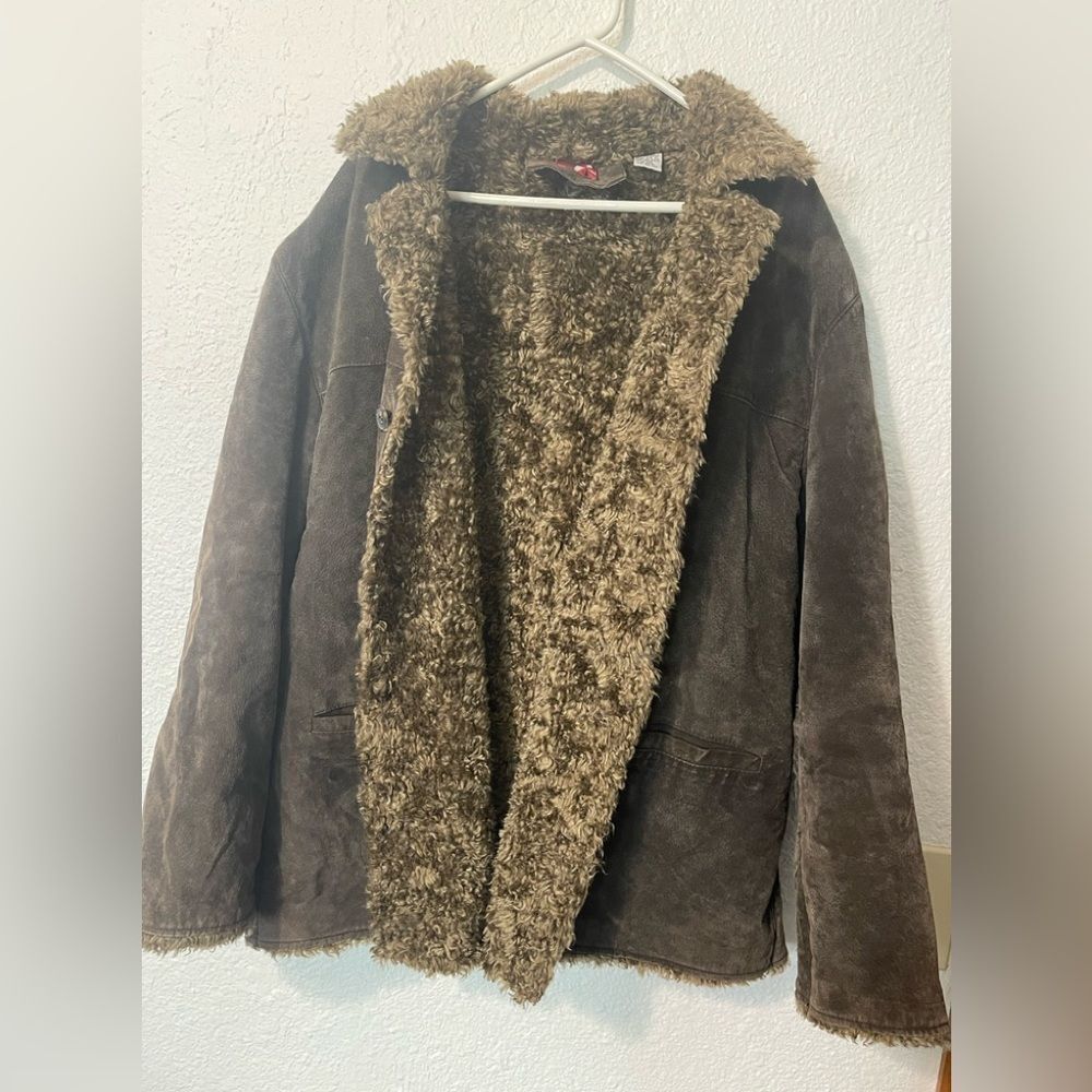 VTG 1990’s Marlboro leather Sherpa lined coat Sz XL